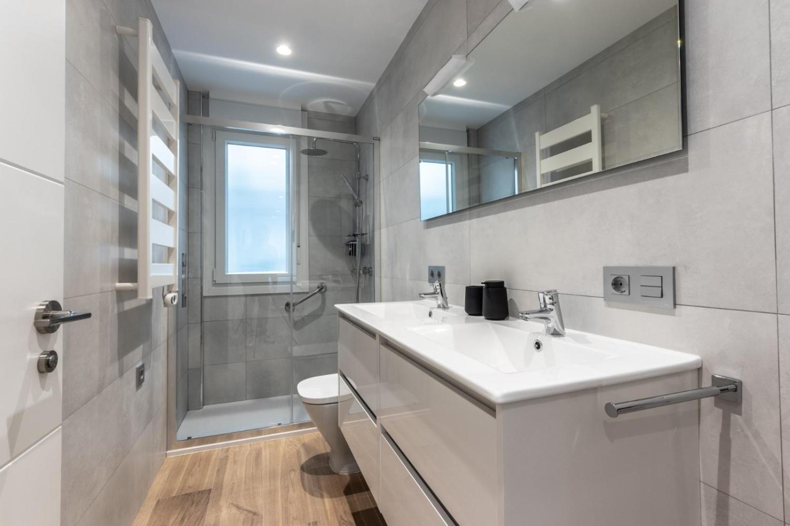 Apartamento Tiboli Home Bilbao Ngoại thất bức ảnh